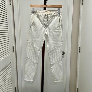 NWT Gap - True Skinny Moto Side Zip Jean Size 27R - White
